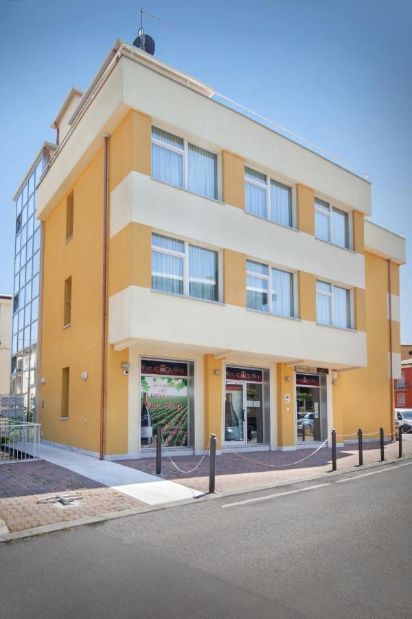 La Rocca Suite 가르다 외부 사진